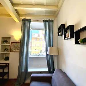  Appartamento Trastevere Rome's Heart Charming 888